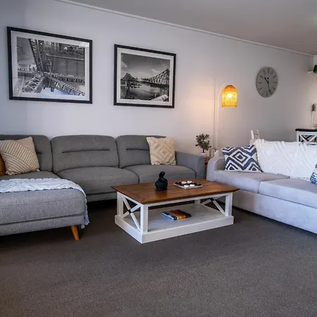 Apartment Luxury Riverfront Brisbane
