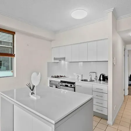 Luxe Living Chic2br In Prime Cbd Location