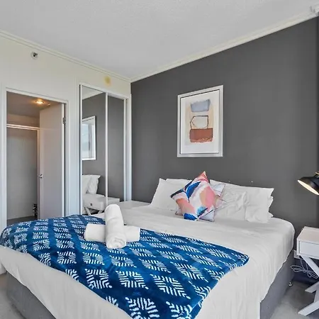 Luxe Living Chic2br In Prime Cbd Location