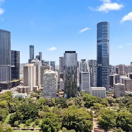 Luxe Living Chic2br In Prime Cbd Location Apartment *