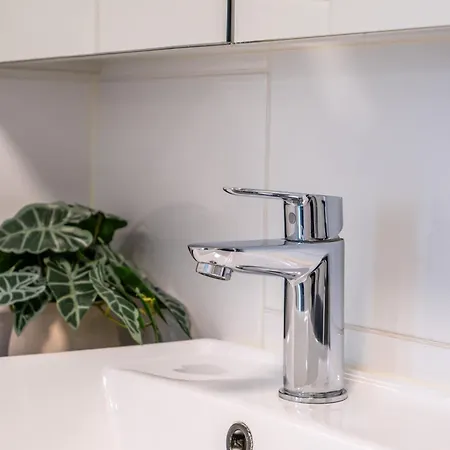 Skyring Newstead Apartment Brisbane