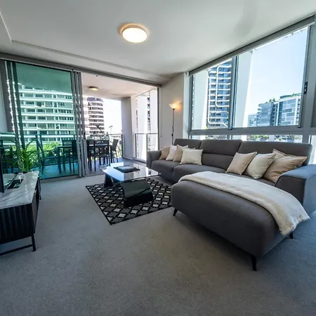 Skyring Newstead * Brisbane