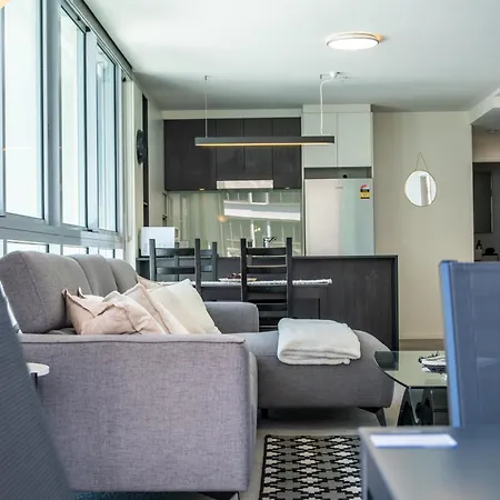 Skyring Newstead Apartment
