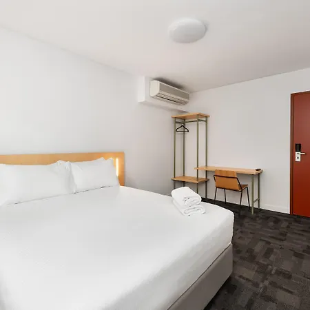 Yha Hostel