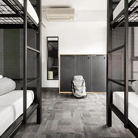 Yha * Brisbane