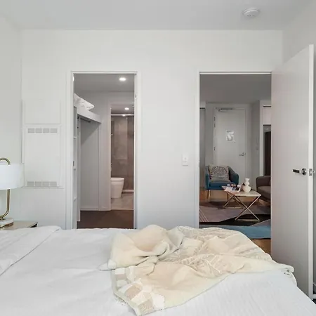 2bd In * Brisbane