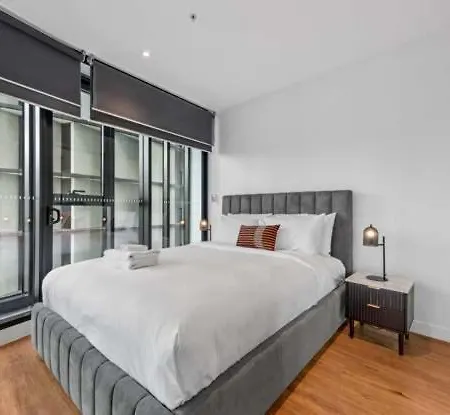 Apartment 2-bed 2-bath In Fortitude Valley *