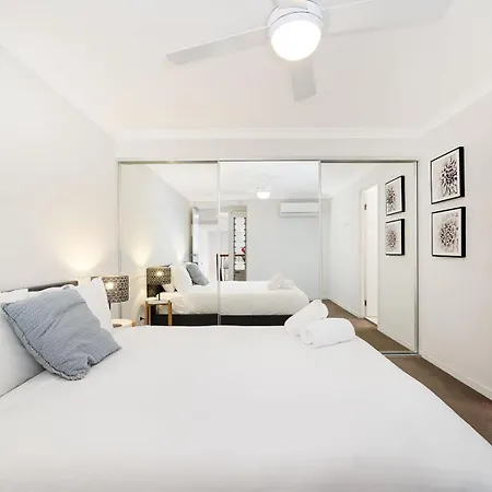 Holiday home Huge Family Townhouse 3 Bathrooms 5km To
