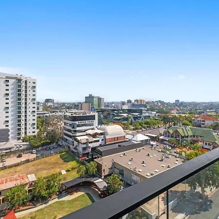 2bedroom Exec Near Suncorp Free Carpark Apartment