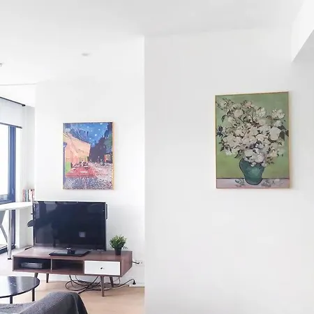 Apartment 2br - Pool, Gym & Big Balcony M25 Brisbane