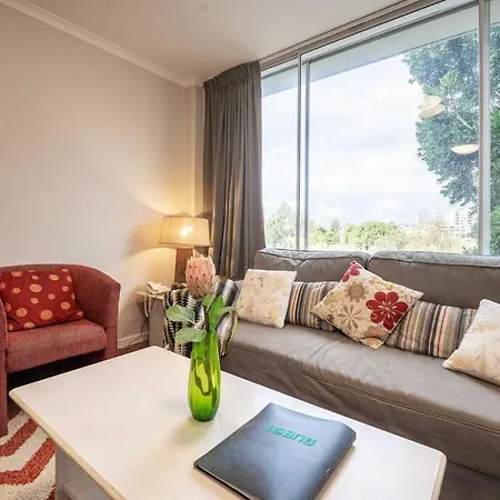 Apartment Quaint Auchenflower 1b1b W Parking Close To Uq M5 Brisbane