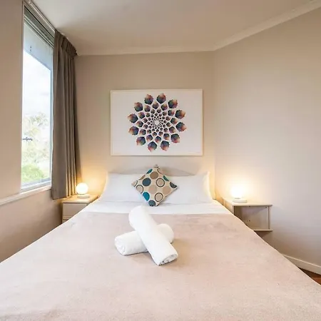 Quaint Auchenflower 1b1b W Parking Close To Uq M5