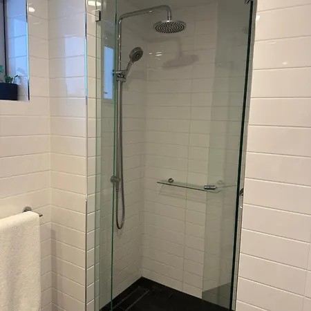 Apartment Modern Meets The Gabba Brisbane