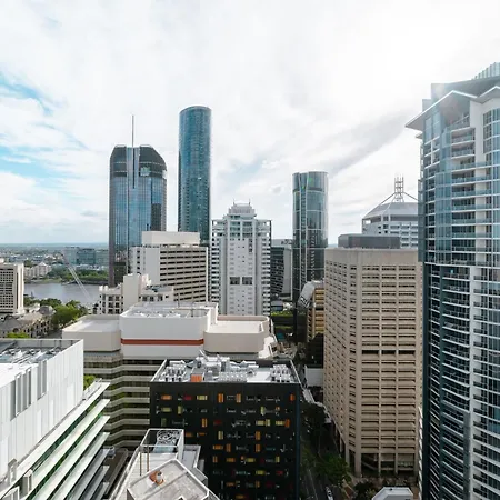 Lux 39th Floor 3br 2bath, River View, Pool, Gym, Wifi Brisbane