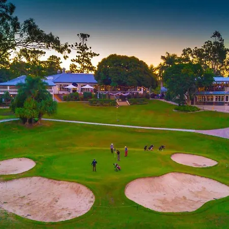 Located In The Heart Of Indooroopilly Apartment Brisbane