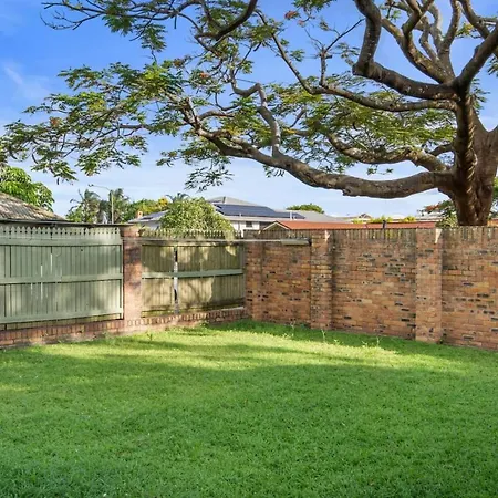 Holiday home Spacious Affordable 7b3b 2 Living Pool Yard And Mall