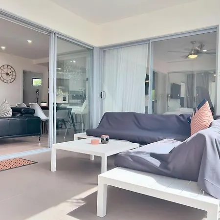 Apartment Leafy & Quiet Apt With Big Balcony, Parking & 65