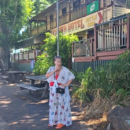 1960s Pool House - Hosted 4* Brisbane