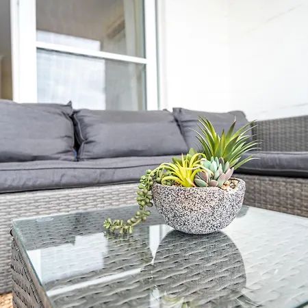 Ascot Apartment