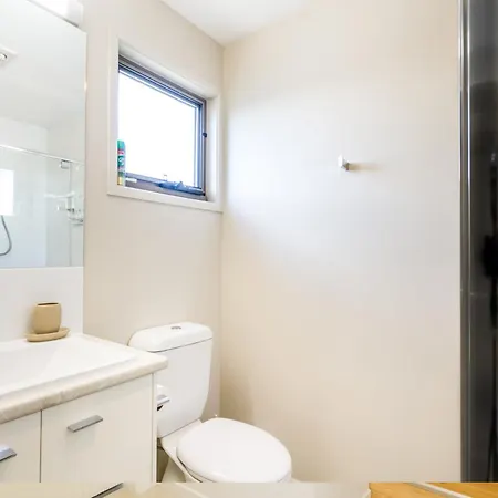 Holiday home Massive 5bdr Games Wi-fi Netflix