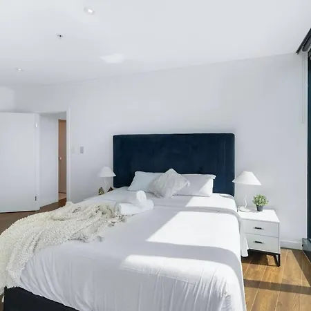Breathtaking View 4b3b With Parking Pool And Gym At Cbd Apartment *