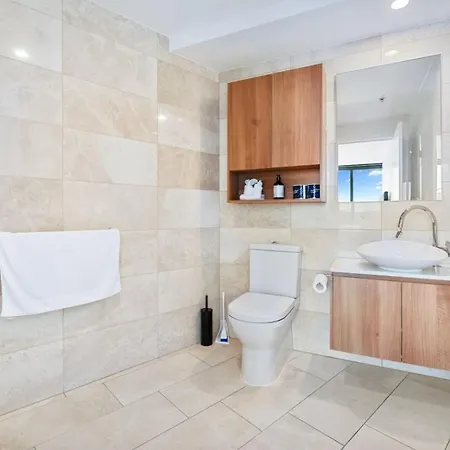 Breathtaking View 4b3b With Parking Pool And Gym At Cbd *