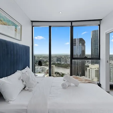 Apartment Breathtaking View 4b3b With Parking Pool And Gym At Cbd
