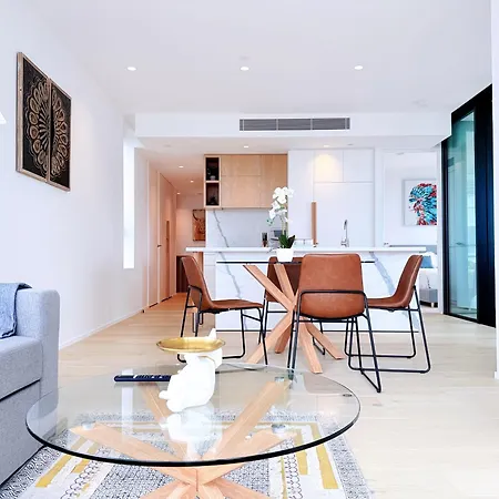 The Luxe At Queen Street River View Apartment *