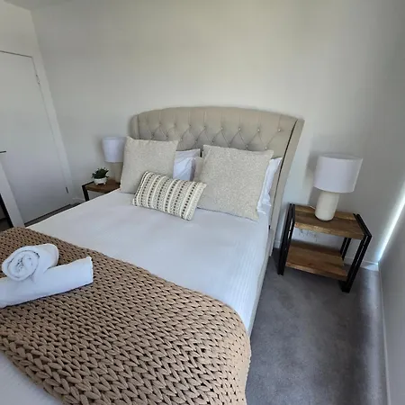 Holiday home Luxury Peppers Infinity Pool Stylish With 2bd & 1c Park *