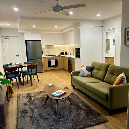 Chermside Apartment *