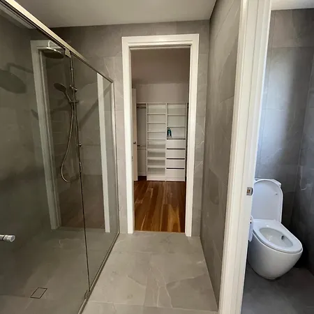 Holiday home 5 Star Luxury Manly Brisbane
