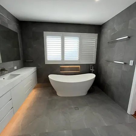 5 Star Luxury Manly Holiday home *
