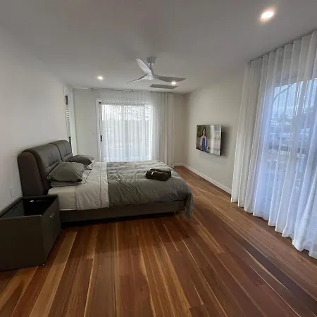 Holiday home 5 Star Luxury Manly