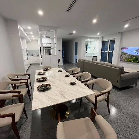 5 Star Luxury Manly Brisbane