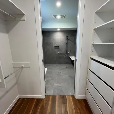 5 Star Luxury Manly Holiday home *