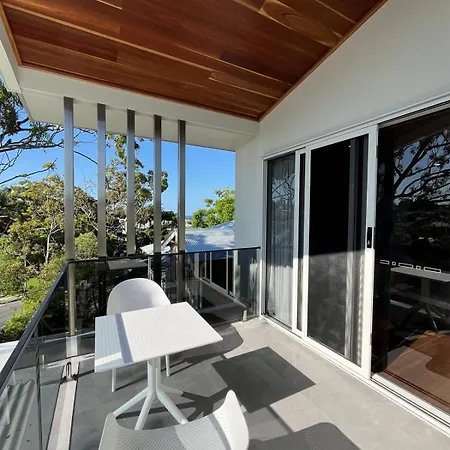 Holiday home 5 Star Luxury Manly Brisbane