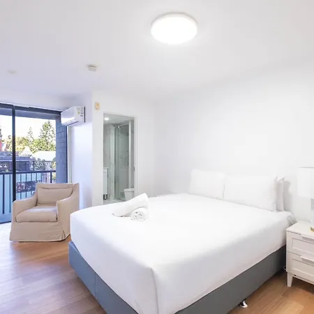 River Plaza 4*