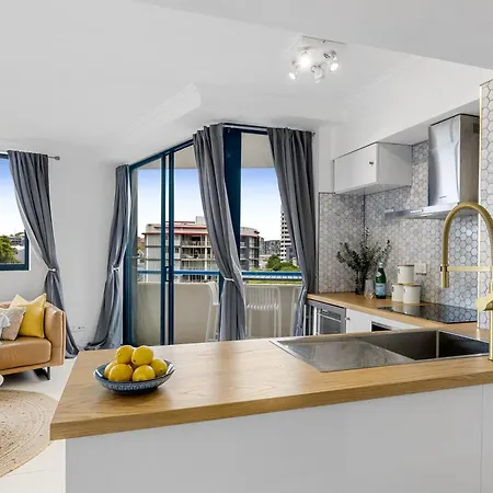 Apartment Spacious 2br- Centre Of Brissy! Brisbane
