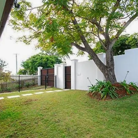 Holiday home Massive 5bdr Games Wi-fi Netflix Brisbane