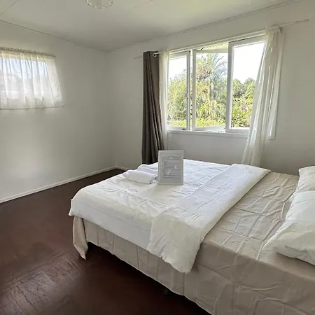 Bright House In Upper Mt Gravatt Holiday home
