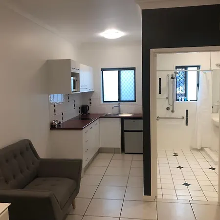 Darra & Conference Centre Motel 4*
