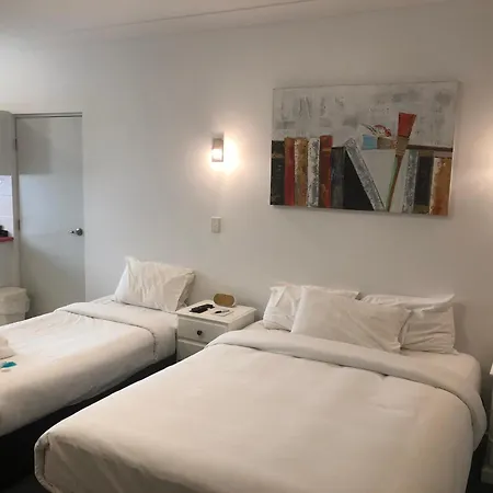 Darra & Conference Centre Motel 4*