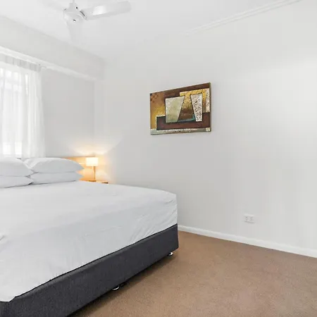 2-bed With River Views *
