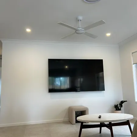 Homestay New Ensuite In New House Near Chermside *