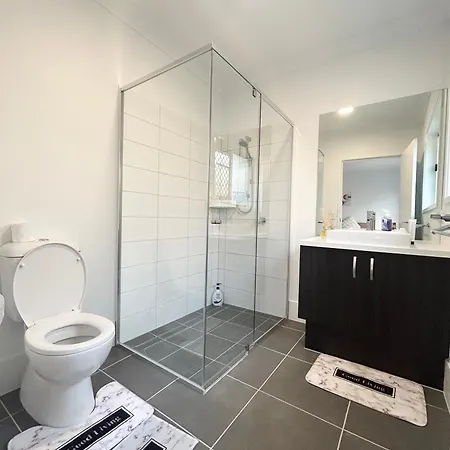 New Ensuite In New House Near Chermside *