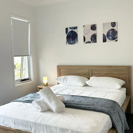 New Ensuite In New House Near Chermside * Brisbane
