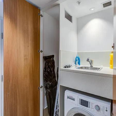 Apartment Lux Living In Heart Of