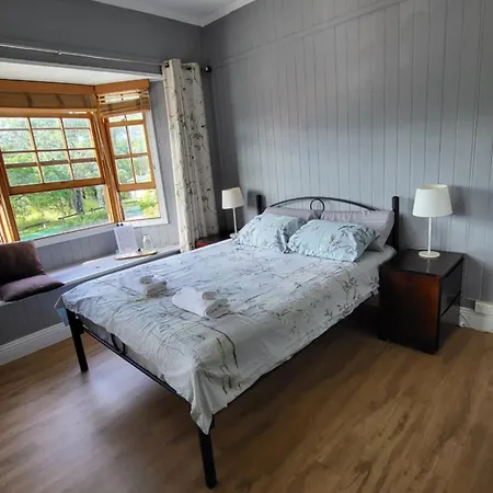 Bed & Breakfast Urban Riverside Rest *