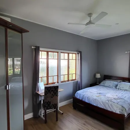 Bed & Breakfast Urban Riverside Rest *