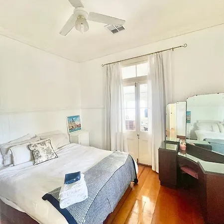 Guest house Kent Street Retreat Brisbane